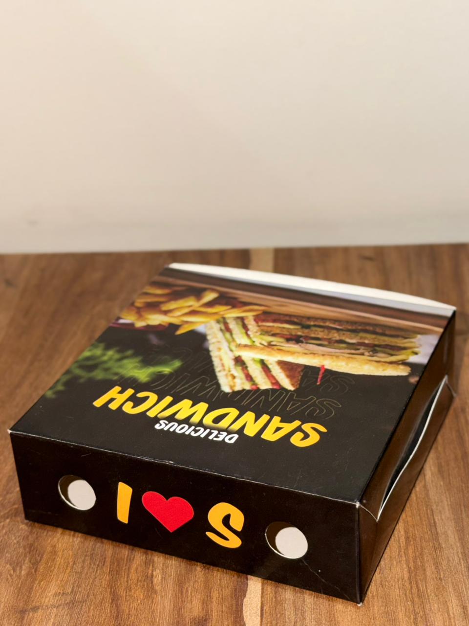 Custom Packaging — 2026-05-24 at 20.00.56